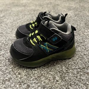 Surprize by Stride Rite toddler boys shoes